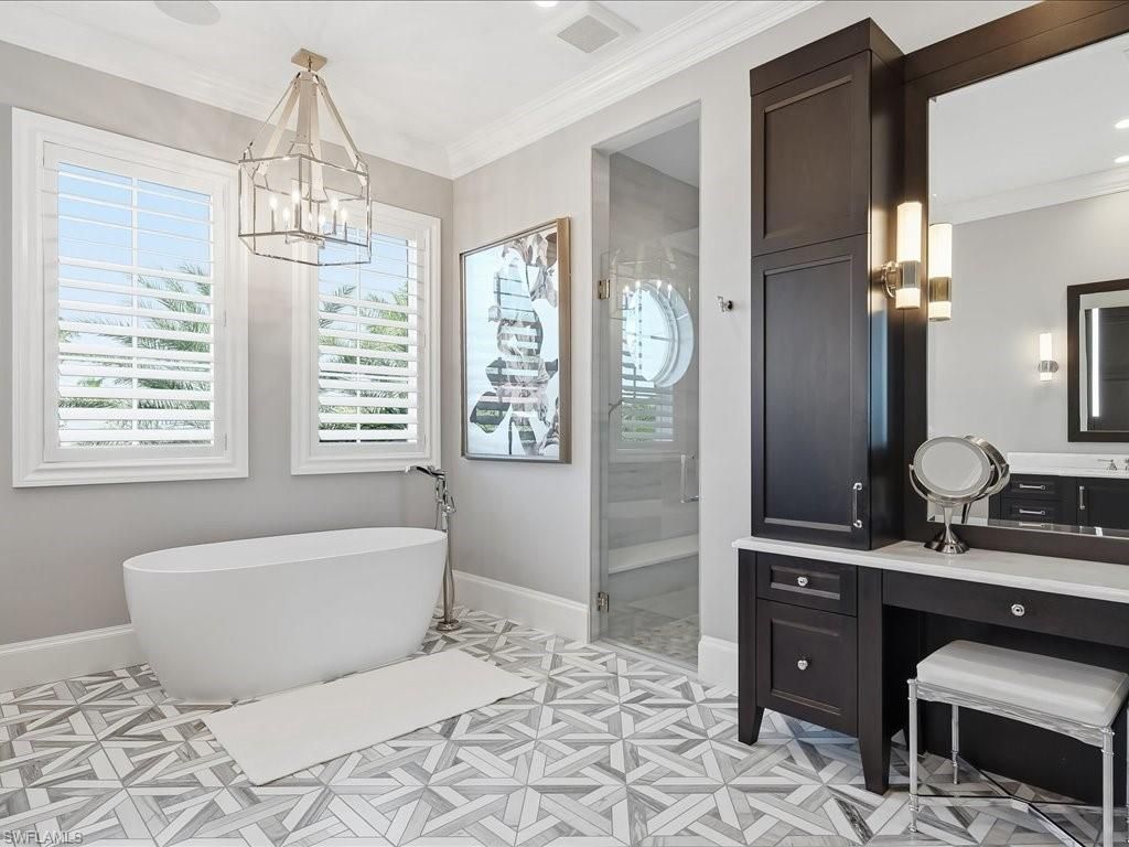 360 Heron Ave, Naples, FL 34108 Photo