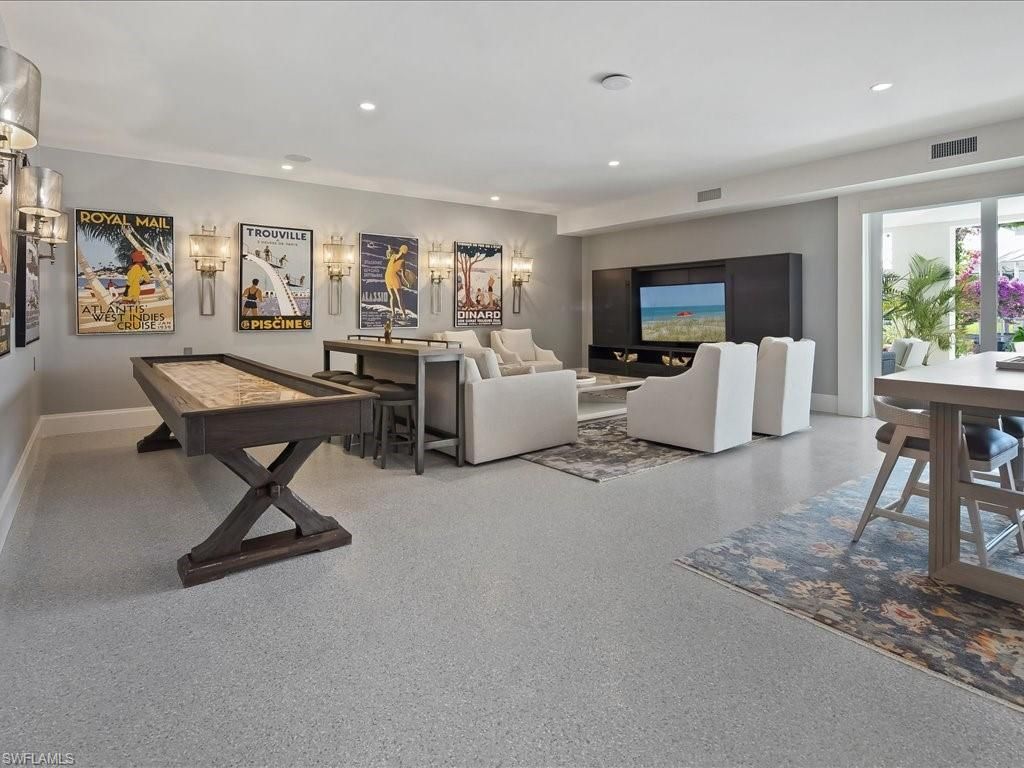360 Heron Ave, Naples, FL 34108 Photo