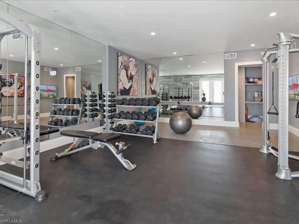 360 Heron Ave, Naples, FL 34108 Photo