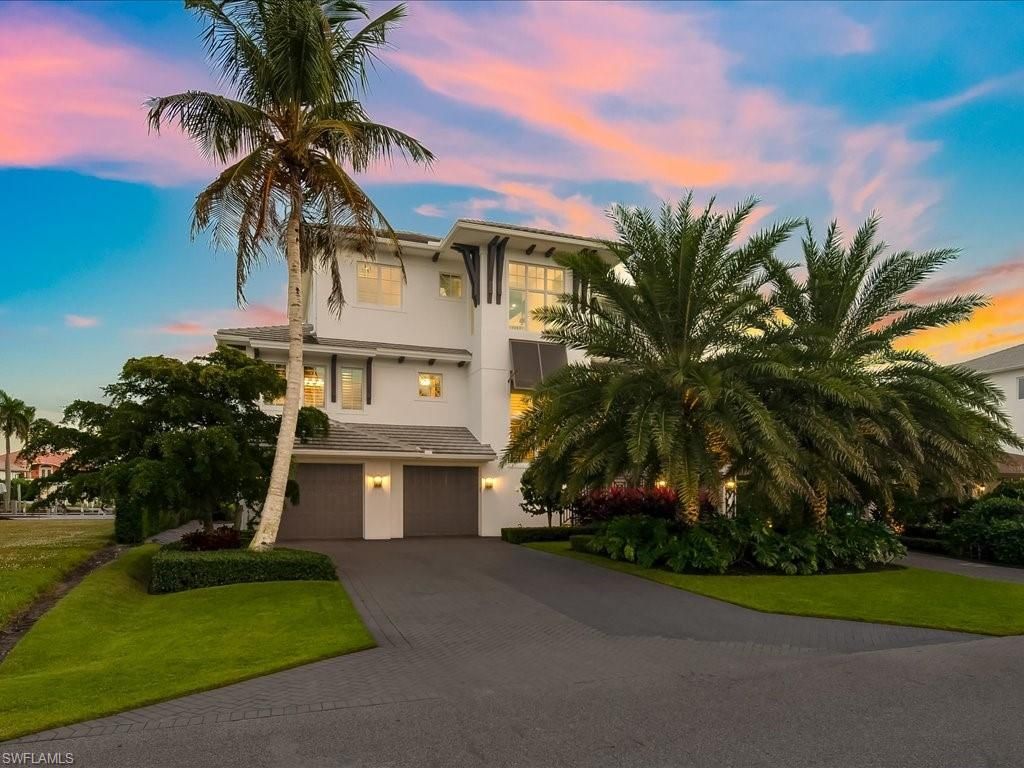 360 Heron Ave, Naples, FL 34108 Photo
