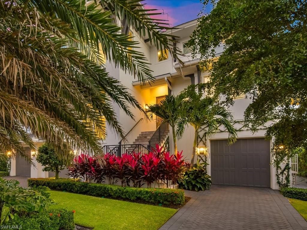 360 Heron Ave, Naples, FL 34108 Photo