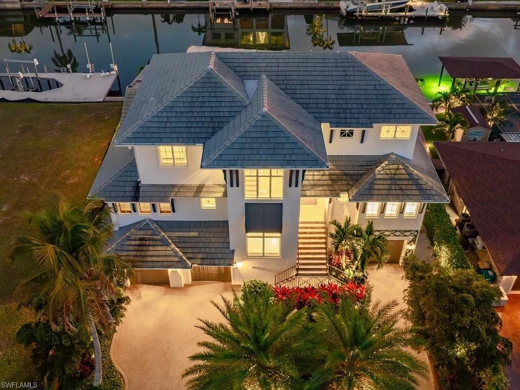 360 Heron Ave, Naples, FL 34108 Photo