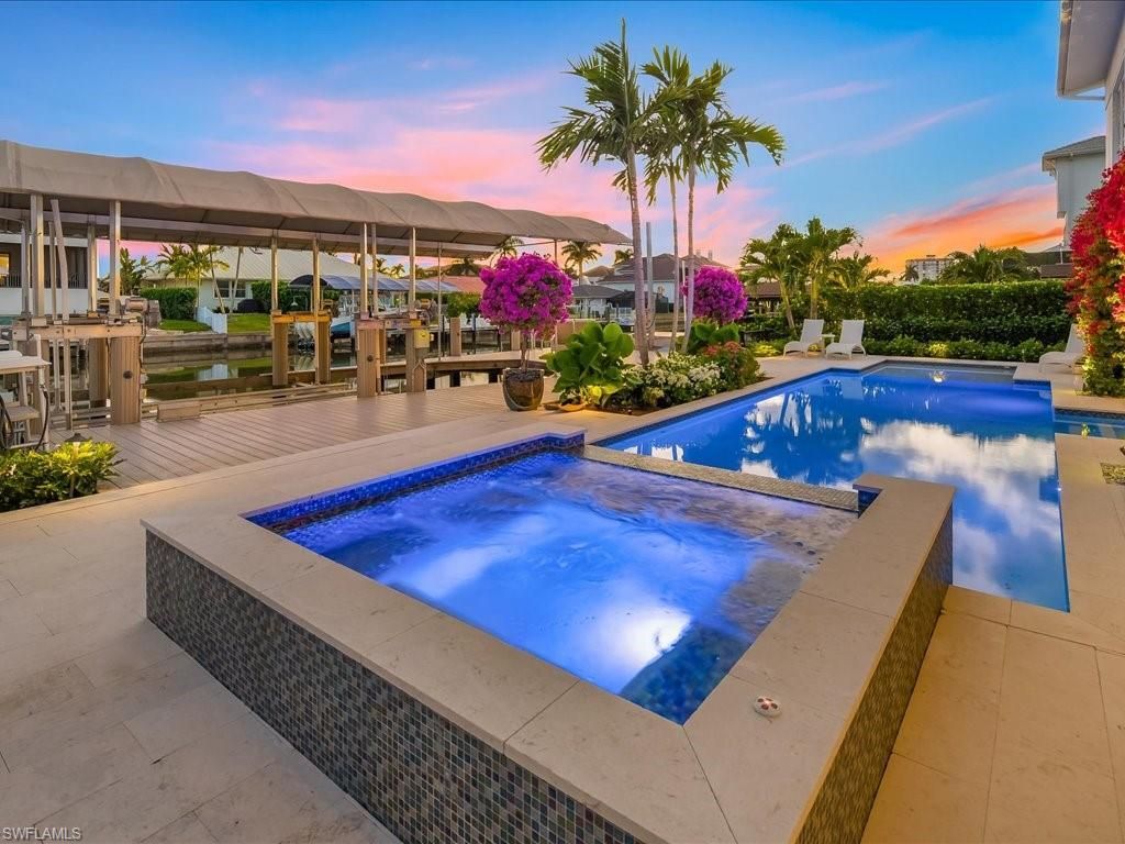 360 Heron Ave, Naples, FL 34108 Photo