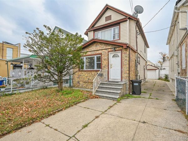 94-28 209th Street, Queens Village, NY 11428