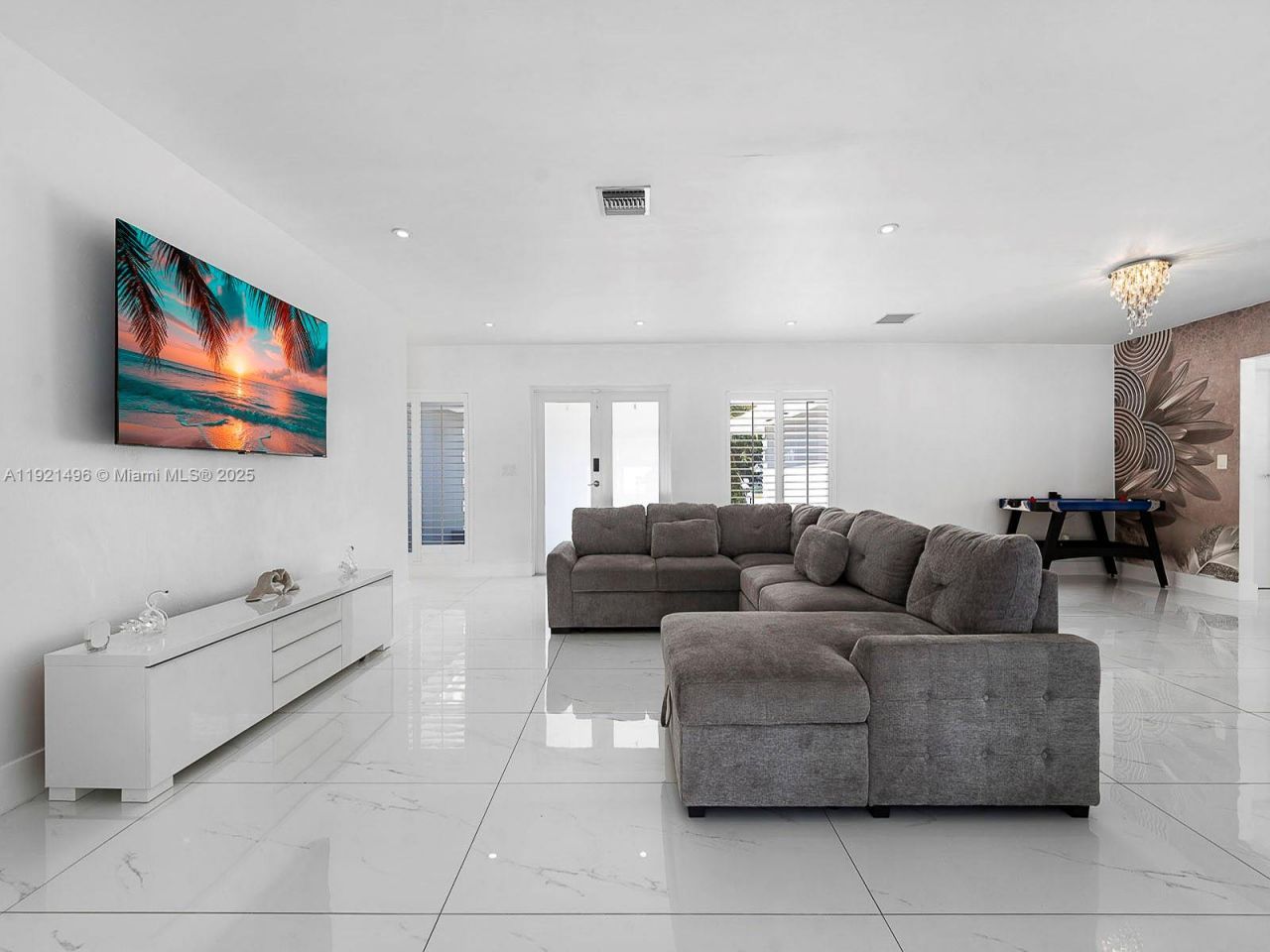 6951 S Miami Lakeway S, Miami Lakes, FL 33014 Photo