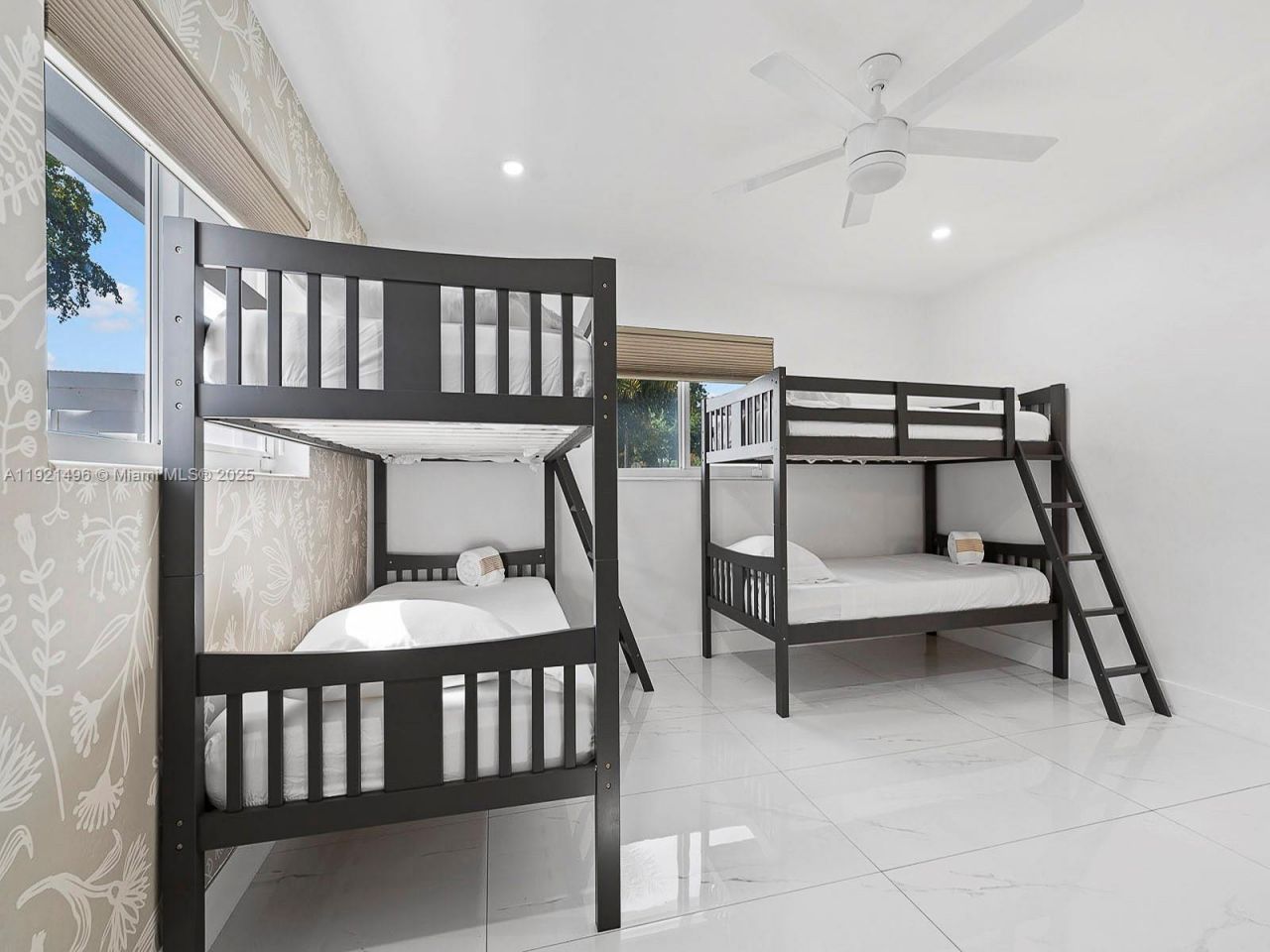 6951 S Miami Lakeway S, Miami Lakes, FL 33014 Photo