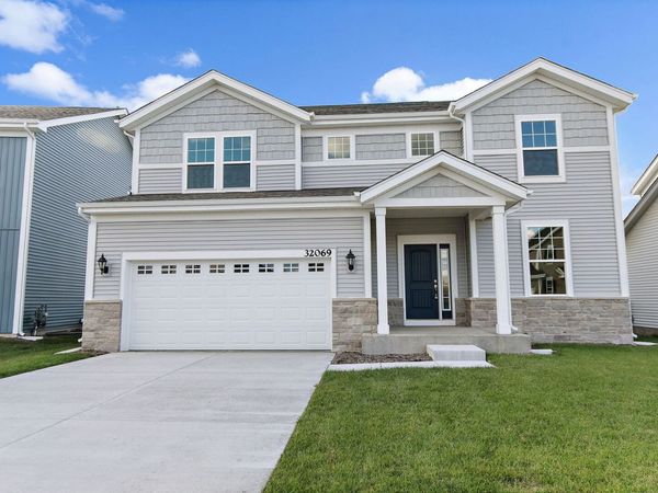 32069 Savannah Drive, Lakemoor, IL 60051
