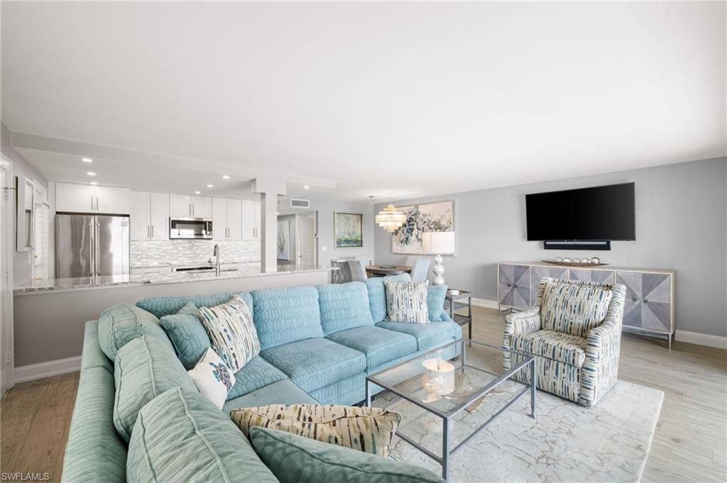 222 Harbour Dr, Unit 207, Naples, FL 34103 Photo