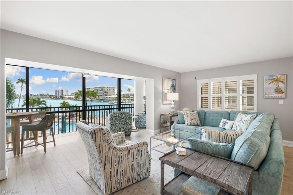 222 Harbour Dr, Unit 207, Naples, FL 34103 Photo