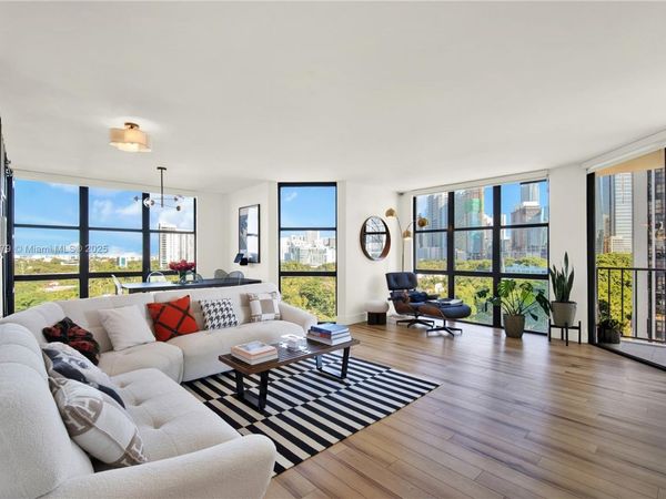1915 Brickell Ave, Unit C1101, Miami, FL 33129