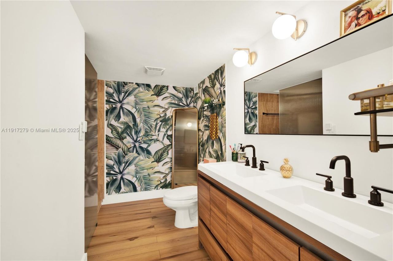 1915 Brickell Ave, Unit C1101, Miami, FL 33129 Photo