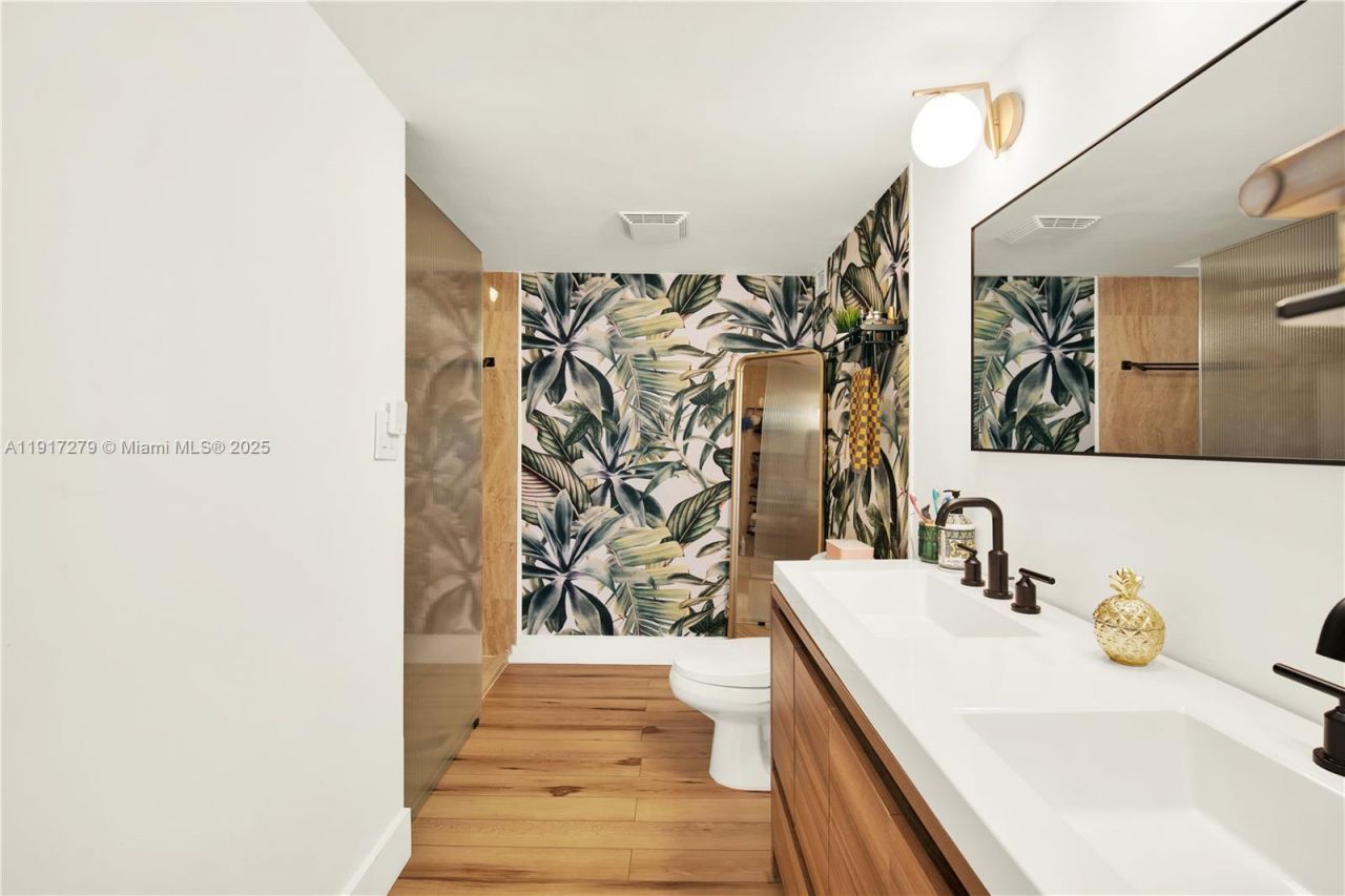 1915 Brickell Ave, Unit C1101, Miami, FL 33129 Photo