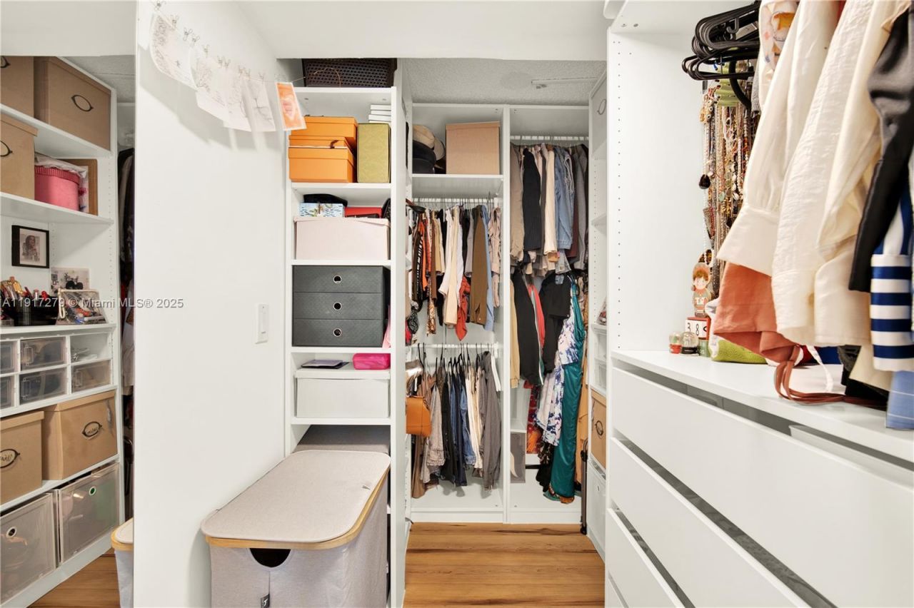 1915 Brickell Ave, Unit C1101, Miami, FL 33129 Photo