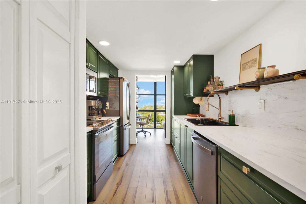 1915 Brickell Ave, Unit C1101, Miami, FL 33129 Photo