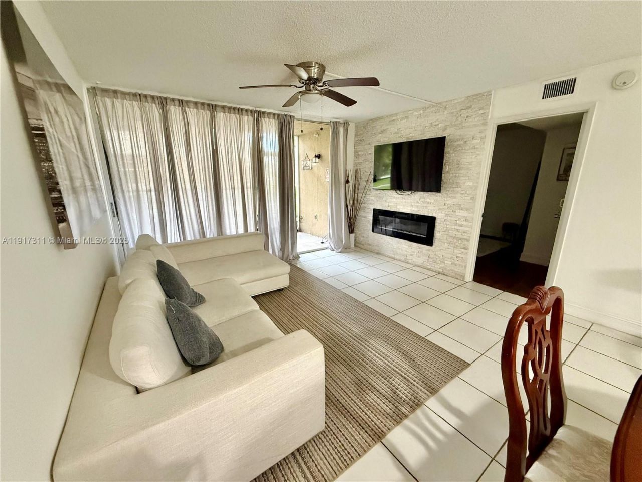 8246 NW 24th St, Unit 8246, Coral Springs, FL 33065 Photo