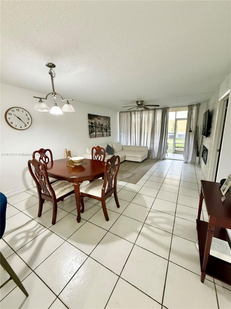 8246 NW 24th St, Unit 8246, Coral Springs, FL 33065 Photo