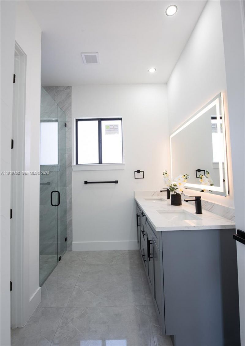 3115 2nd St Sw, Lehigh Acres, FL 33976 Photo