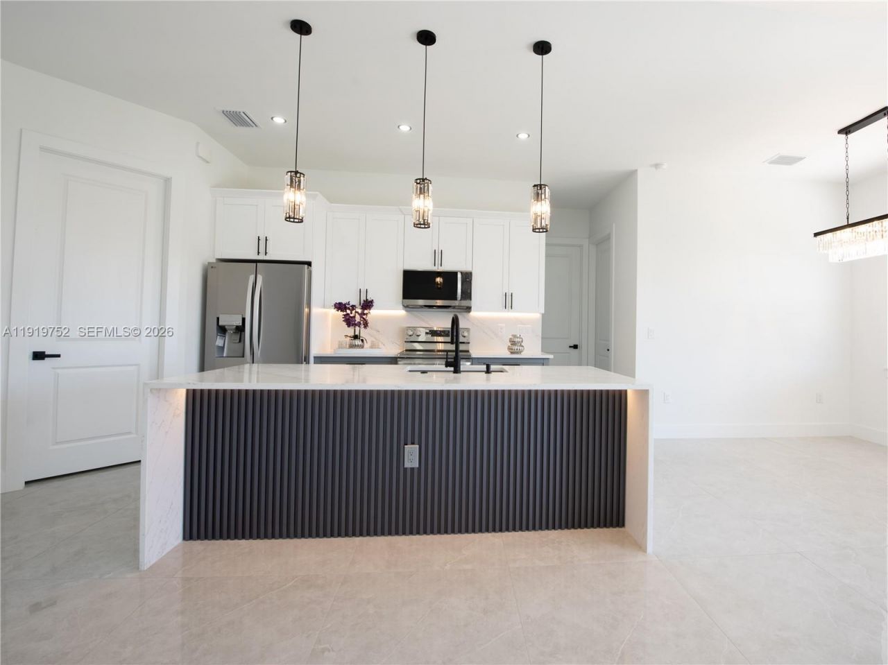 3115 2nd St Sw, Lehigh Acres, FL 33976 Photo