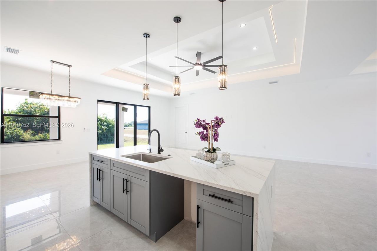 3115 2nd St Sw, Lehigh Acres, FL 33976 Photo