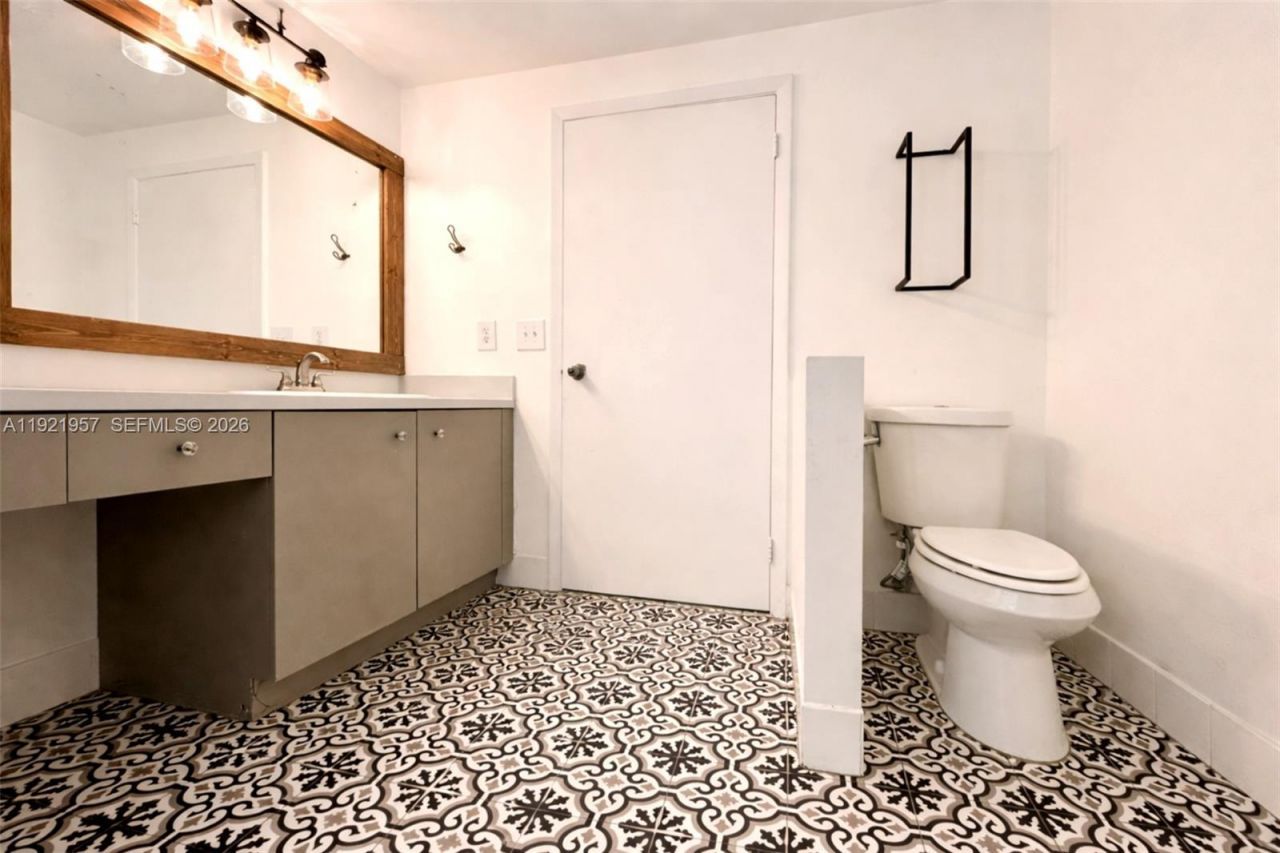 17253 NW 6th Ct, Pembroke Pines, FL 33029 Photo