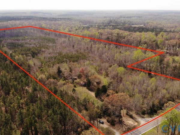 4439 W River Road, Goochland, VA 23063