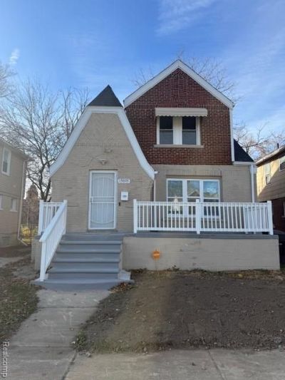 15095 Strathmoor Street, Detroit, MI 48227 Main Photo