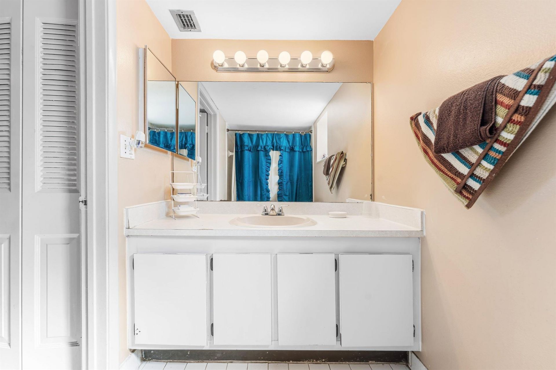 1820 N Congress Avenue, Unit 304, West Palm Beach, FL 33401 Photo