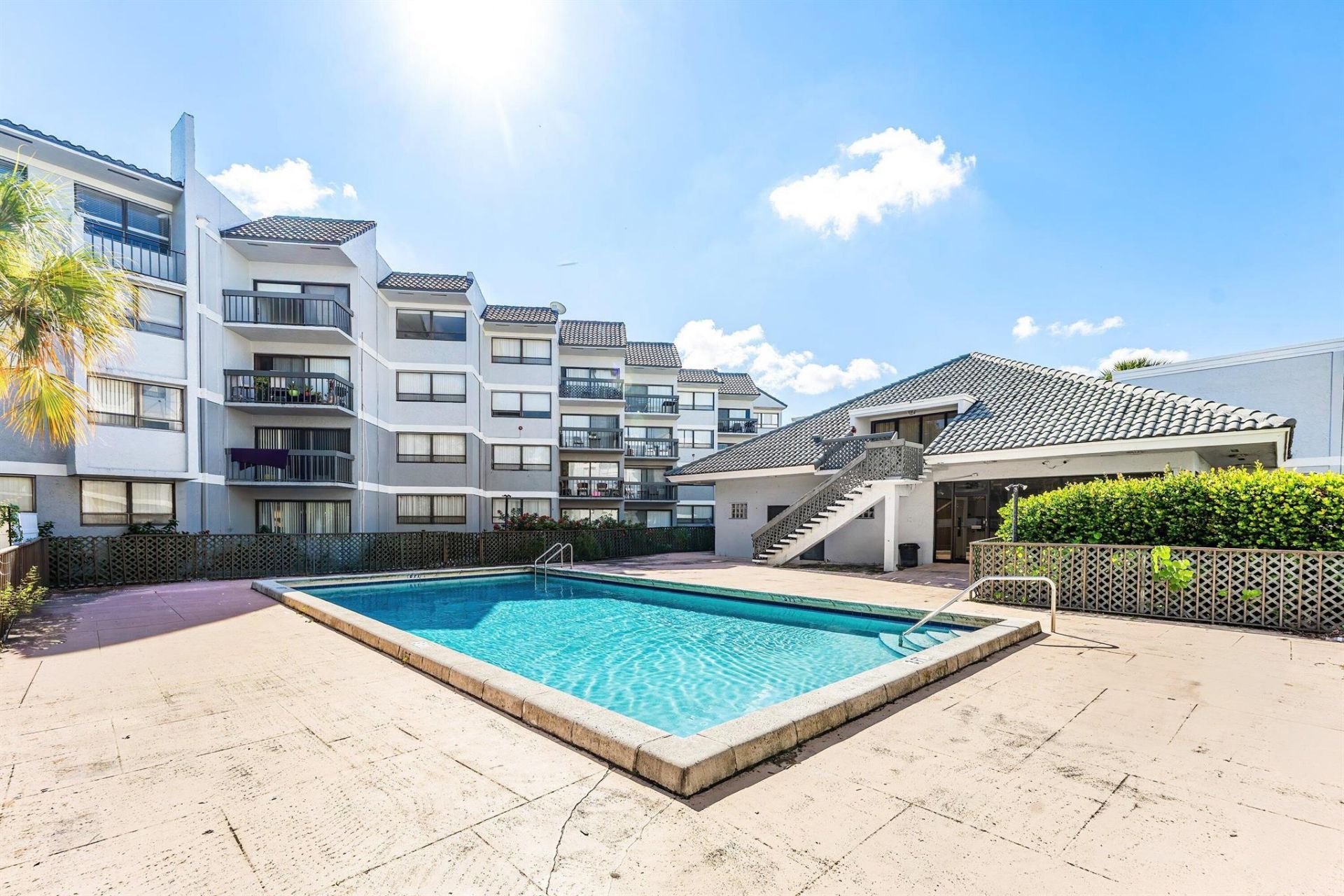 1820 N Congress Avenue, Unit 304, West Palm Beach, FL 33401 Photo