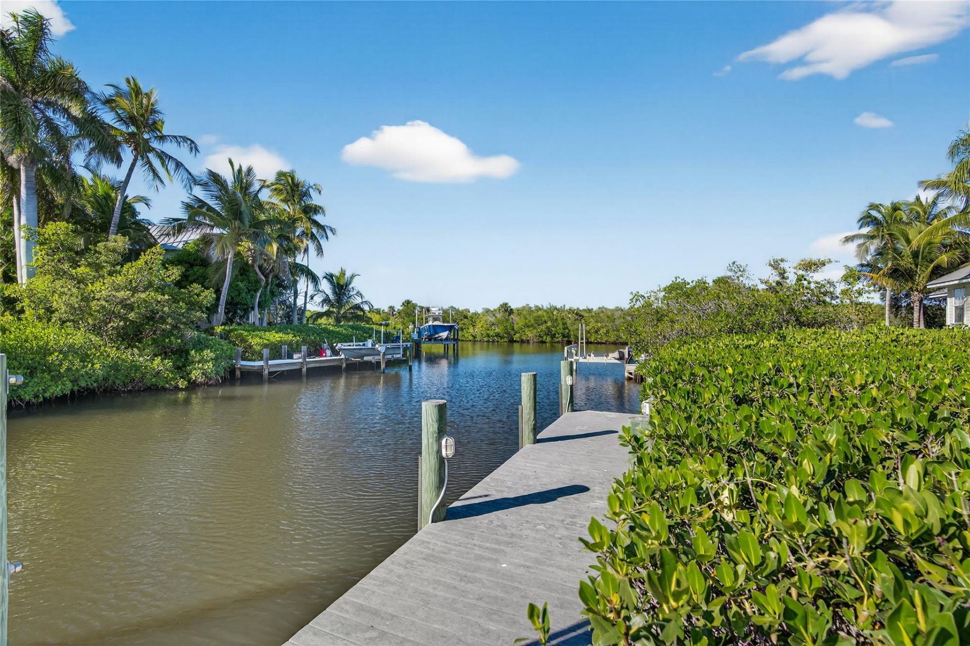 2175 SE 7th Ave, Vero Beach, FL 32962 Photo