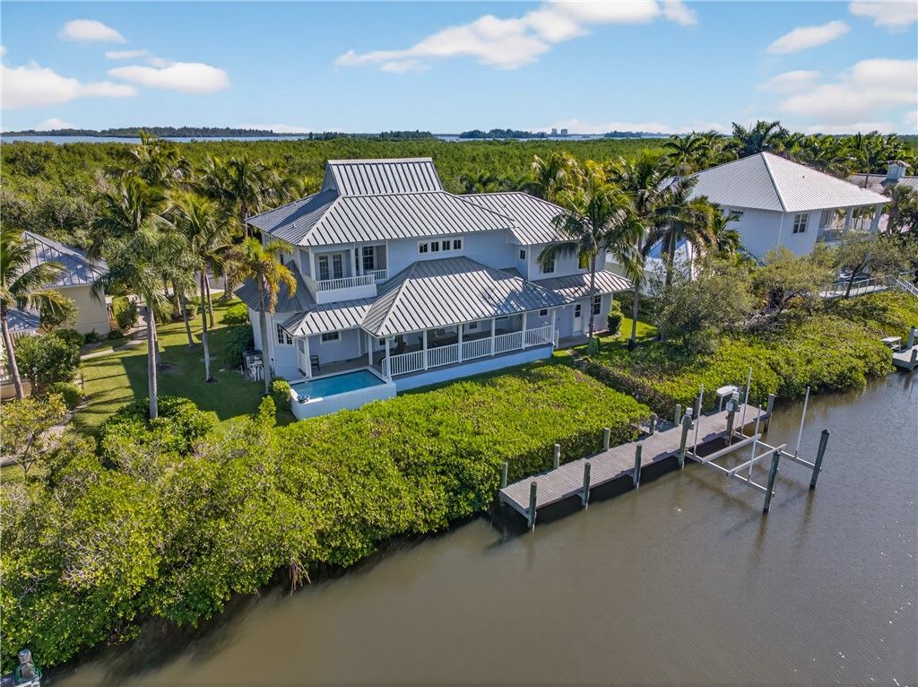 2175 7th Avenue Se, Vero Beach, FL 32962 Photo