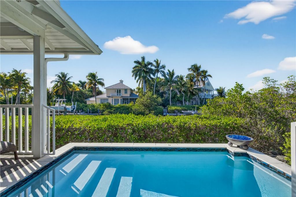 2175 7th Avenue Se, Vero Beach, FL 32962 Photo