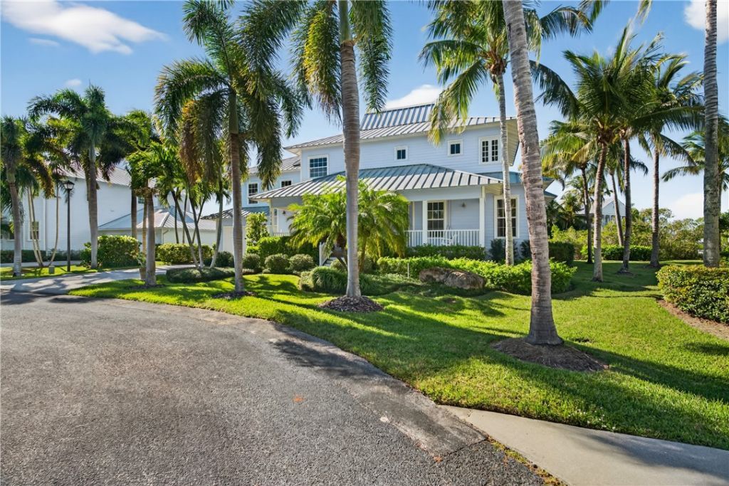 2175 7th Avenue Se, Vero Beach, FL 32962 Photo