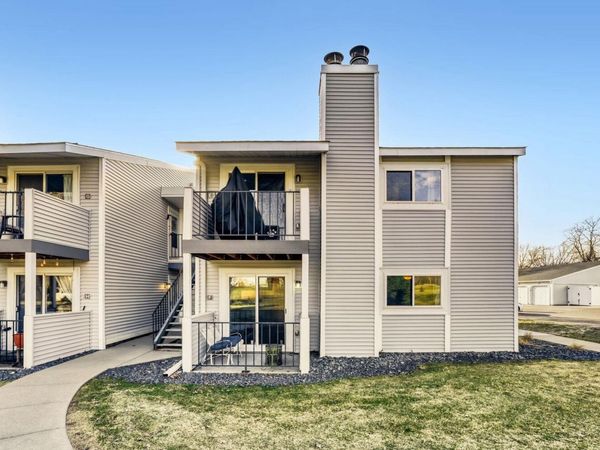 1713 Fulham Street, Unit F, Saint Paul, MN 55113