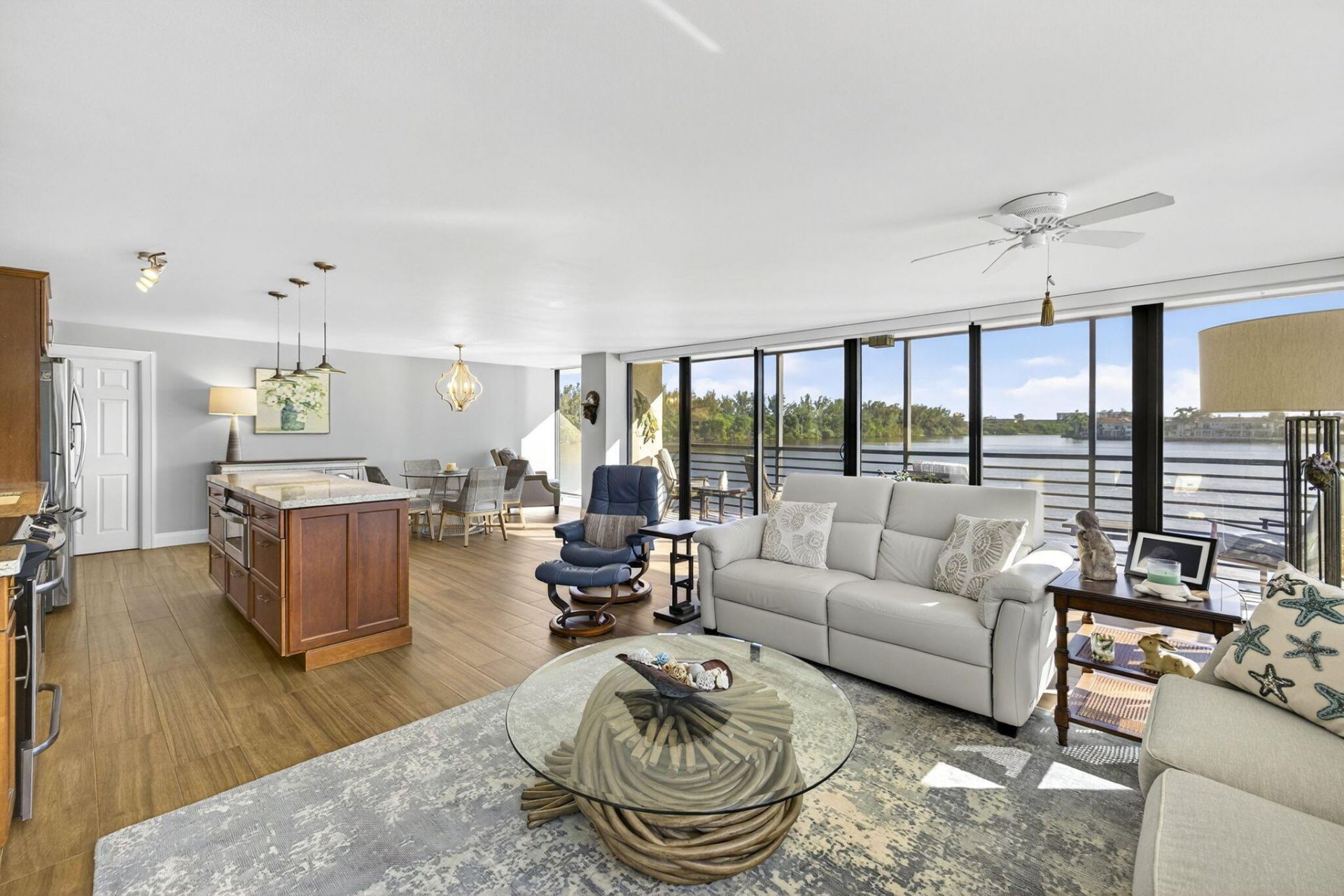 900 NE Spanish River Boulevard, Unit 2w, Boca Raton, FL 33431 Photo