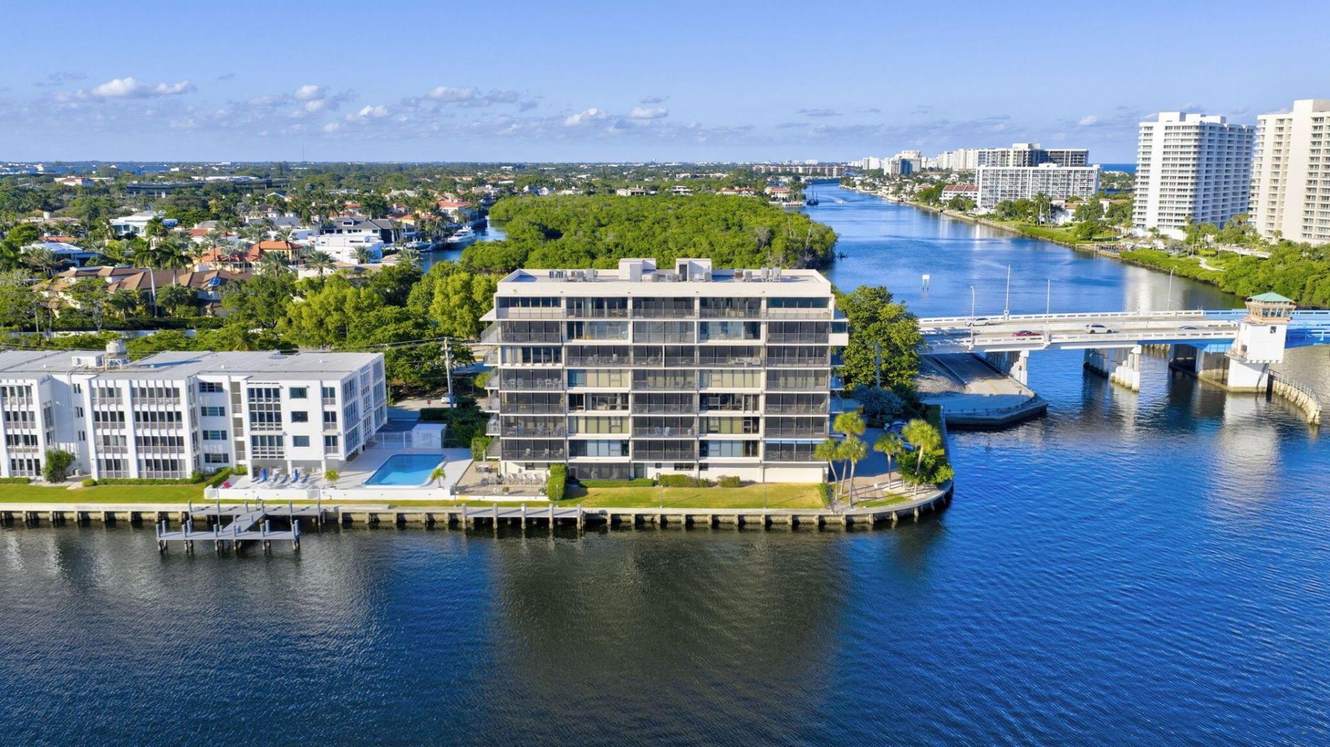 900 NE Spanish River Boulevard, Unit 2w, Boca Raton, FL 33431 Photo