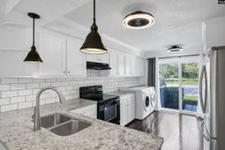 107 Windward Way photo 4