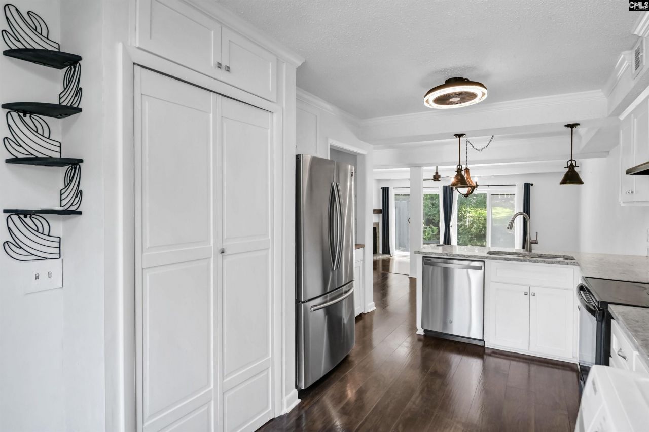 107 Windward Way Photo 9