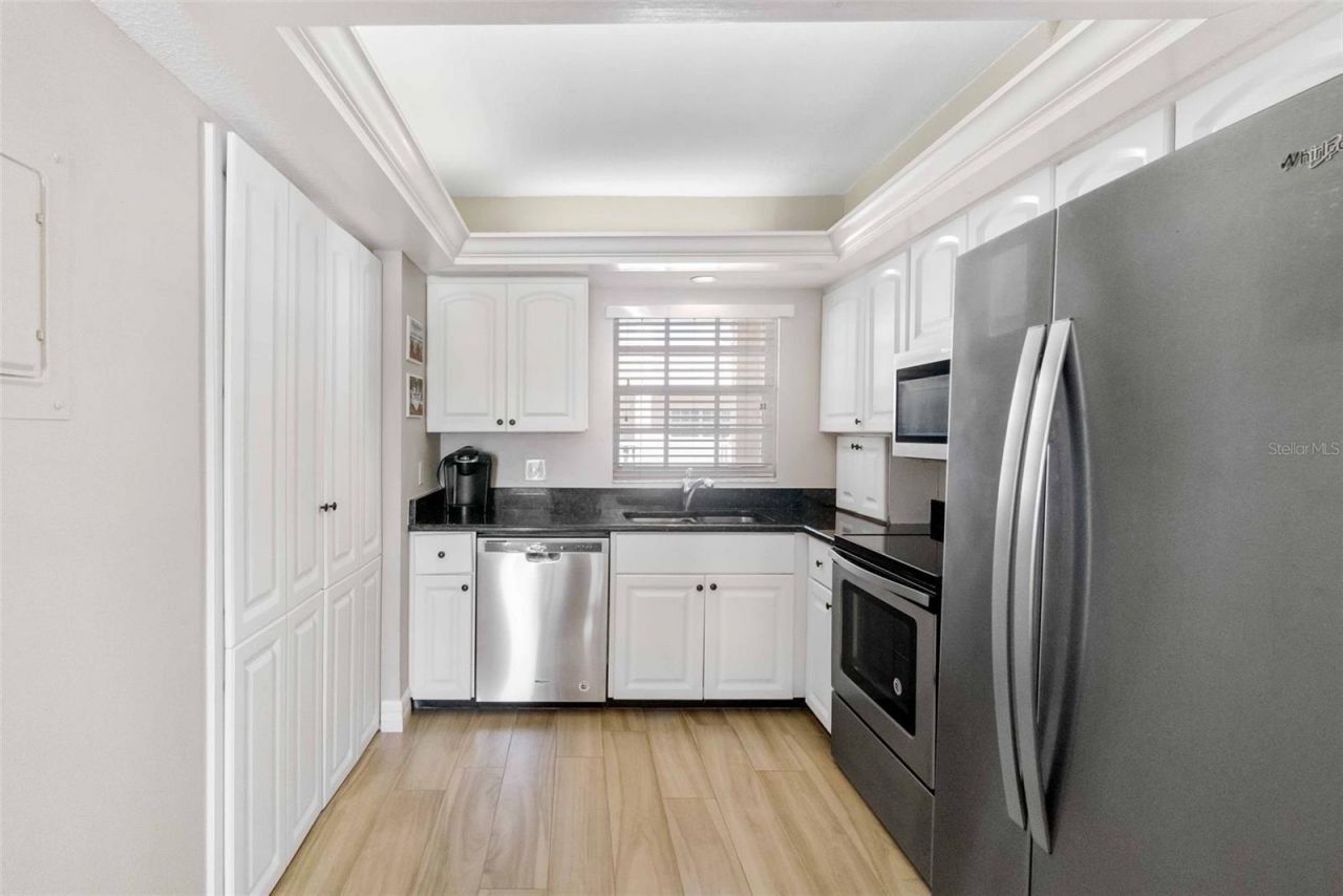 5970 Midnight Pass Road, Unit 177, Sarasota, FL 34242 Photo