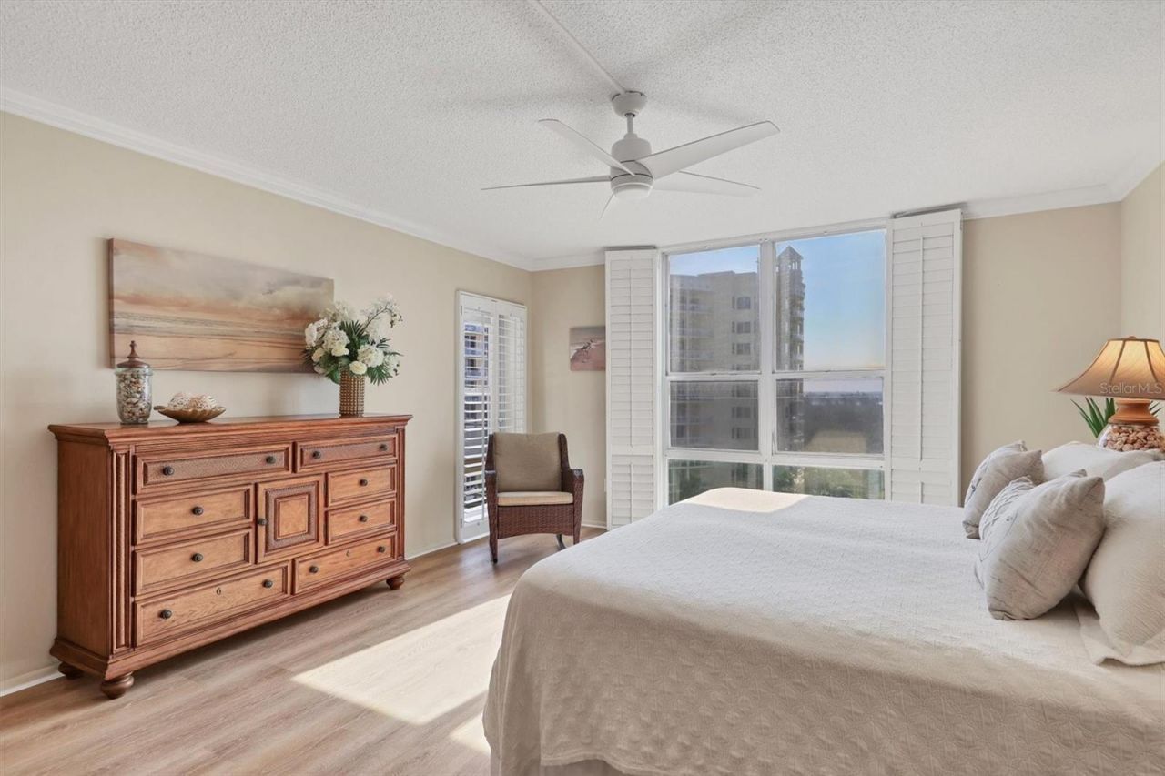 1212 Benjamin Franklin Drive, Unit 1003, Sarasota, FL 34236 Photo