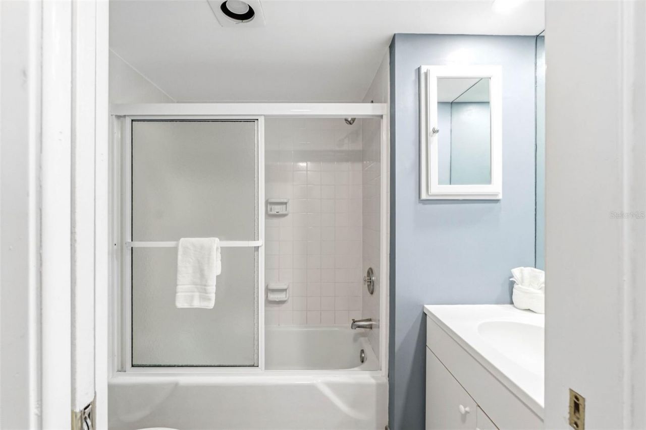 5966 Midnight Pass Road, Unit G113, Sarasota, FL 34242 Photo