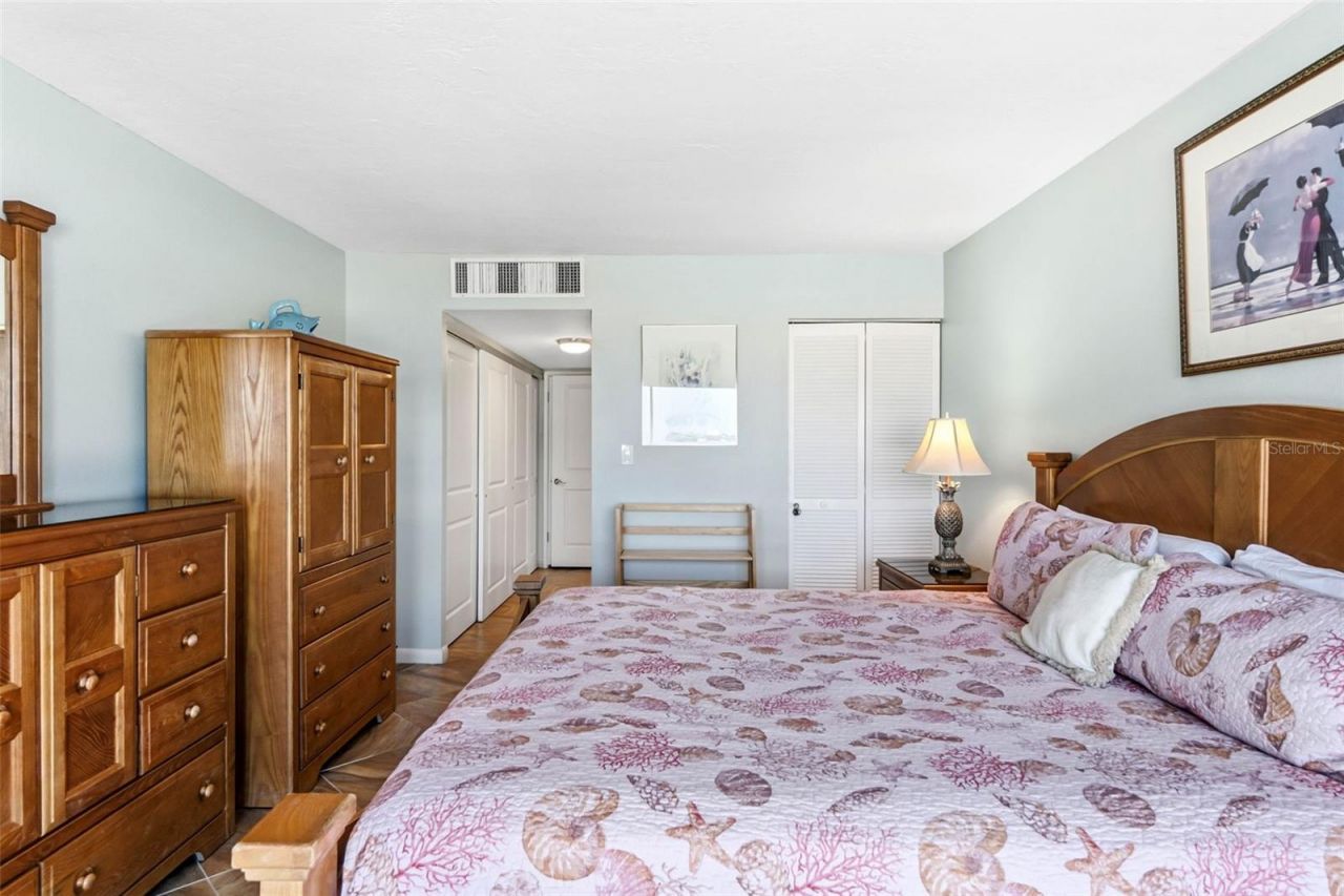 5966 Midnight Pass Road, Unit G113, Sarasota, FL 34242 Photo