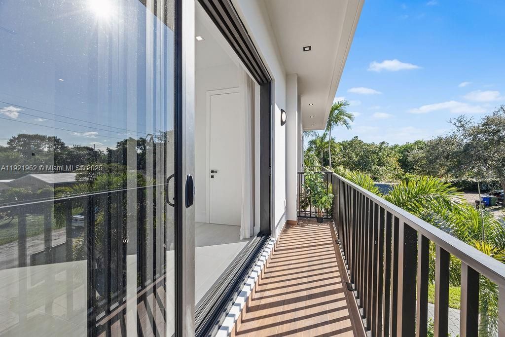 1222 NE 13th Ave, Fort Lauderdale, FL 33304 Photo