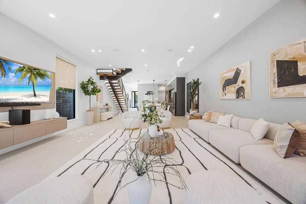 1222 NE 13th Ave, Fort Lauderdale, FL 33304 Photo