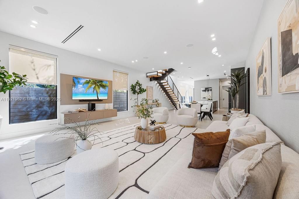 1222 NE 13th Ave, Fort Lauderdale, FL 33304 Photo