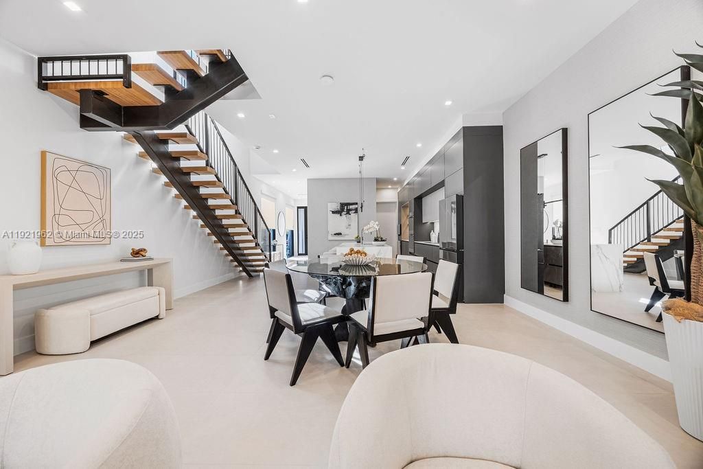 1222 NE 13th Ave, Fort Lauderdale, FL 33304 Photo