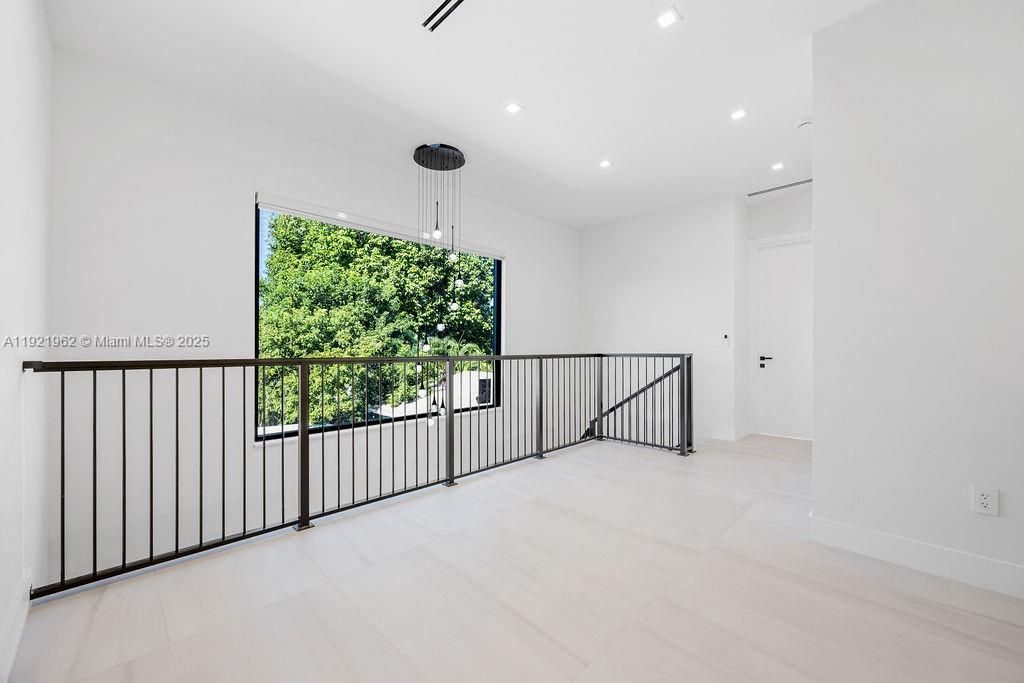 1222 NE 13th Ave, Fort Lauderdale, FL 33304 Photo