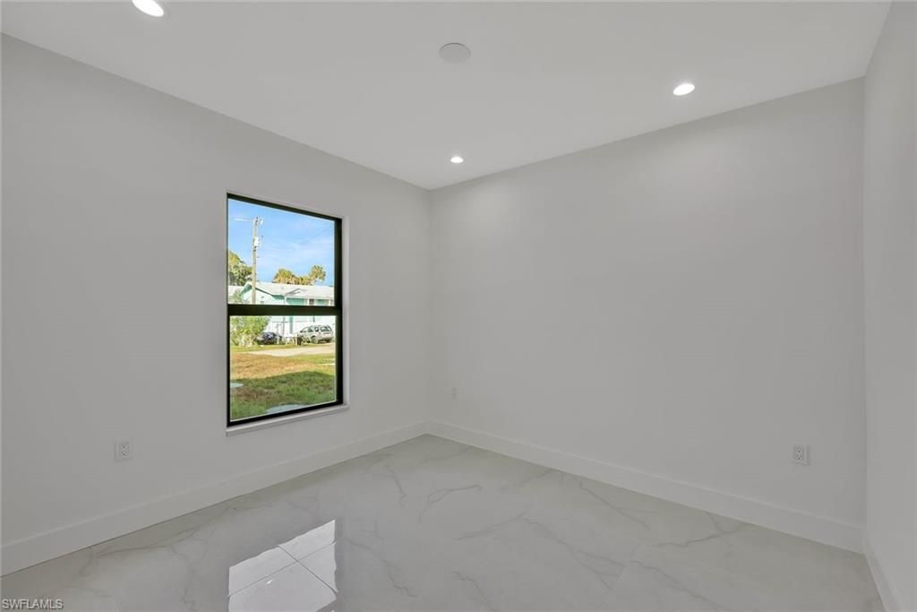 125/127 Holland St, North Fort Myers, FL 33917 Photo