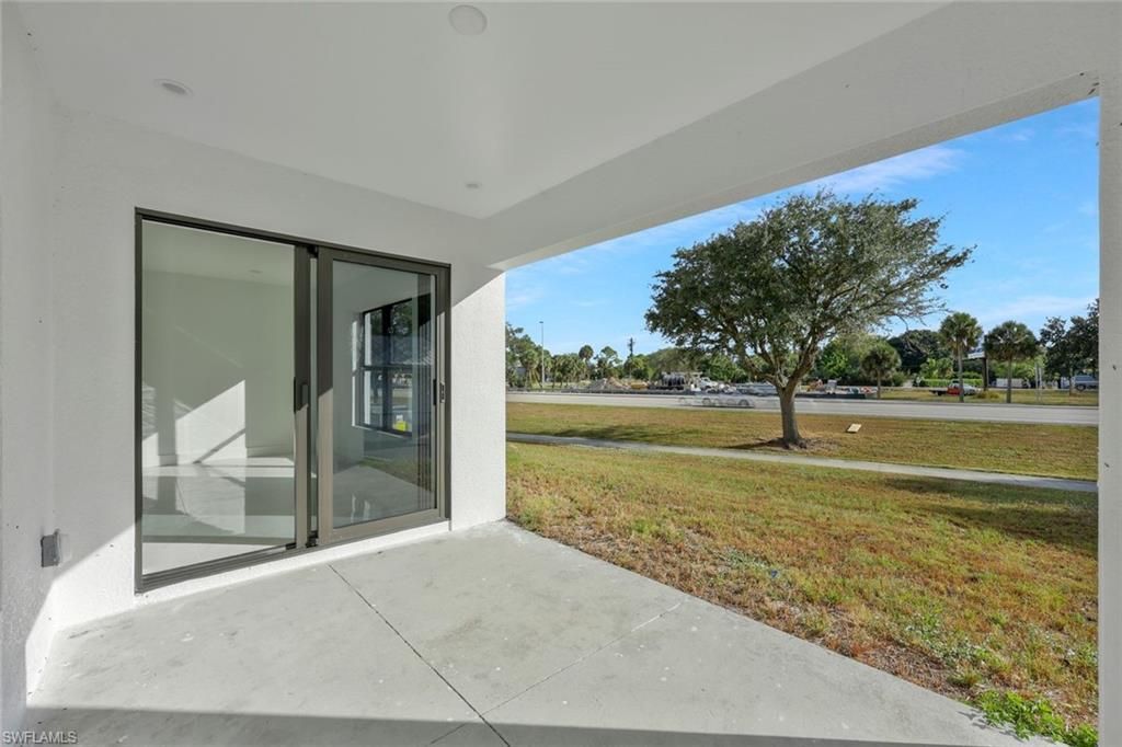 125/127 Holland St, North Fort Myers, FL 33917 Photo