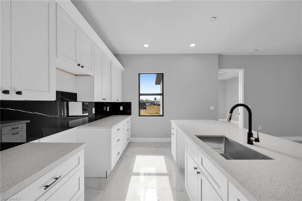 1225 NE 5th Pl, Cape Coral, FL 33909 Photo