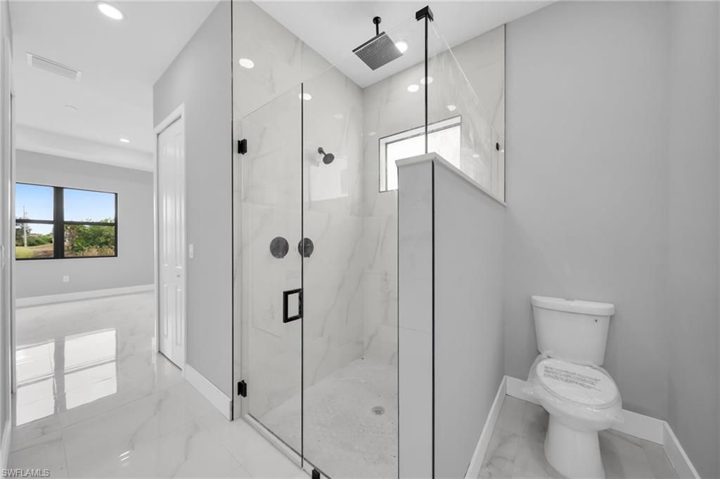 1225 NE 5th Pl, Cape Coral, FL 33909 Photo